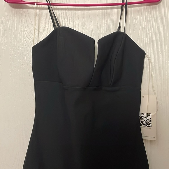 Black Dress - Picture 2 of 6